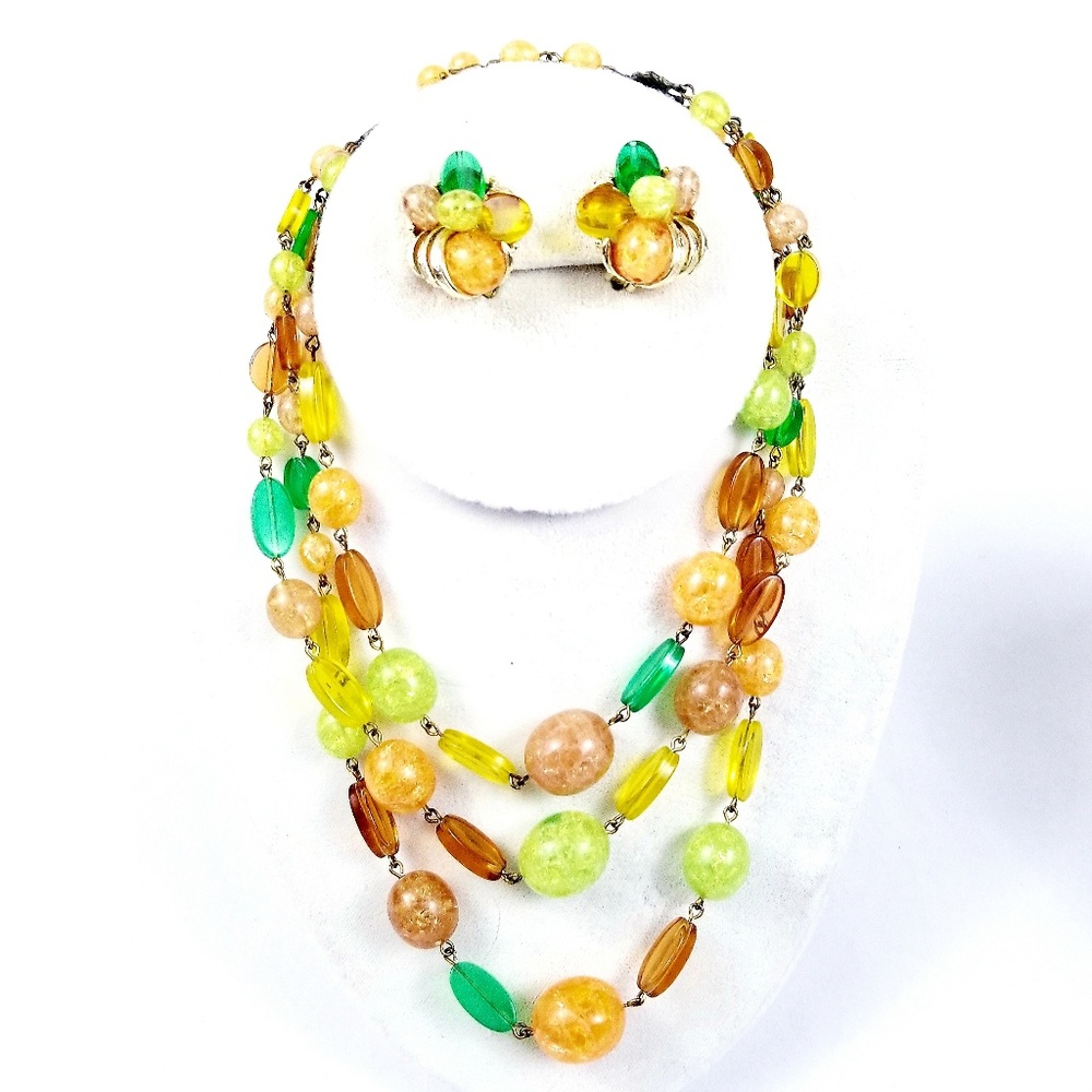 Vintage Necklace Clip Earrings Set Acrylic Resin B